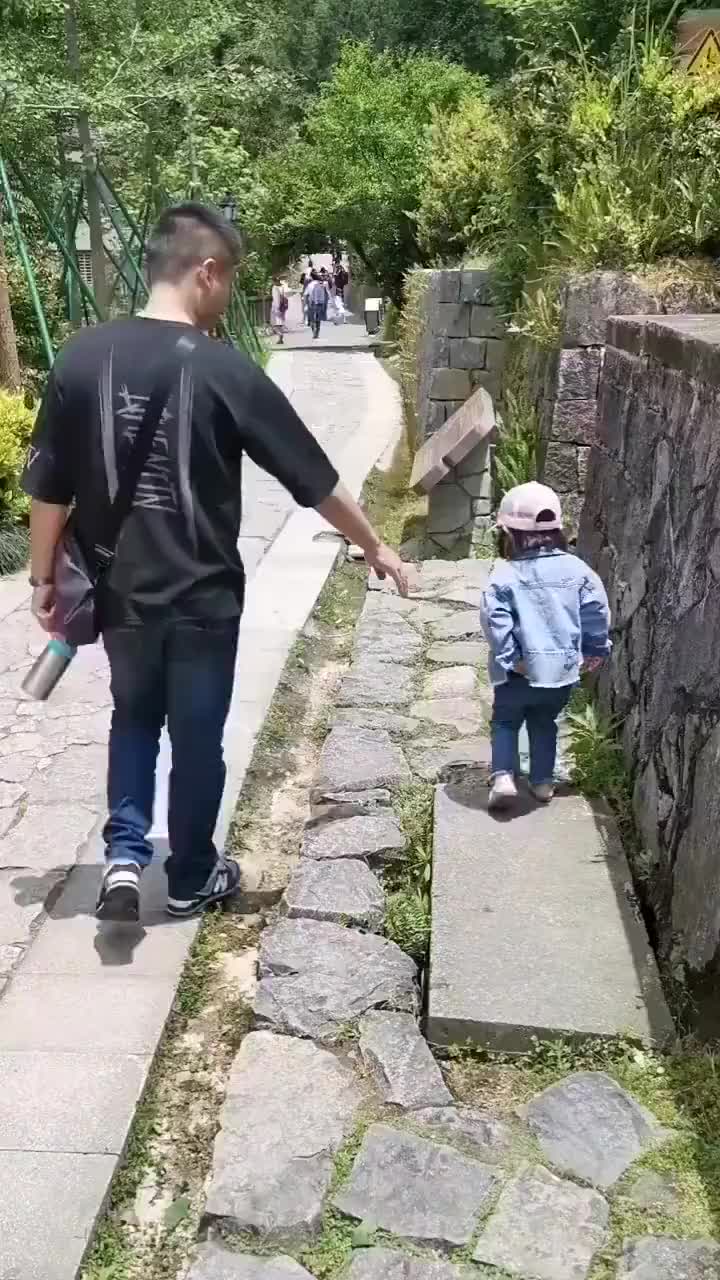 ‘JDB电子’皮雷建议博格巴:好好踢球少说话,小心行事(图2) JDB电子试玩网页版