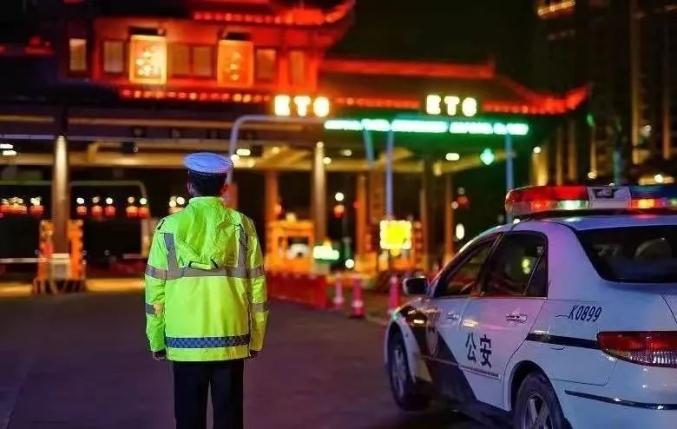 JDB电子-欧联16强已确定15队:曼联国米领衔 阿森纳爆冷出局(图4) JDB电子游戏官网