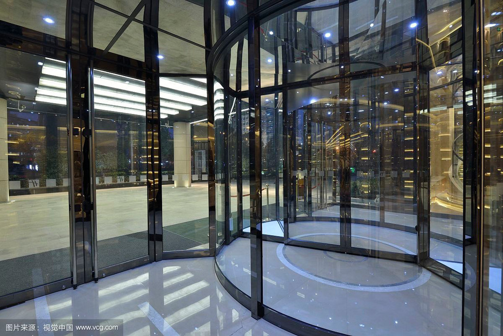 JDB电子游戏官网|农村“禁养令”惹争议,老农不满,提出这4个问题!(图1) JDB电子