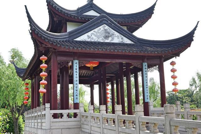 小贝力挺索帅:他让曼联走向正轨 继承了弗爵衣钵_JDB电子(图3) JDB电子游戏官网