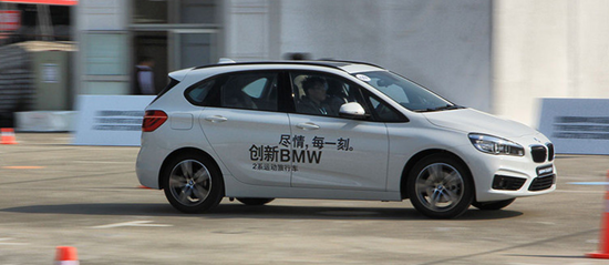 JDB电子-穆里尼奥担忧国际竞赛会影响曼市德比的备战(图3) JDB电子游戏官网