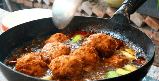 红烧狮子头这样做最经典 注意这点肉质细嫩鲜美 鲜味营养又解馋“JDB电子试玩网页版”(图8)
红烧狮子头这样做最经典 注意这点肉质细嫩鲜美 鲜味营养又解馋“JDB电子试玩网页版”(图8)