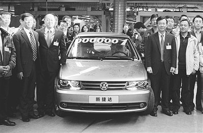 莫拉塔处境尴尬!表现不佳,队友对不信任他_JDB电子(图3) JDB电子试玩网页版