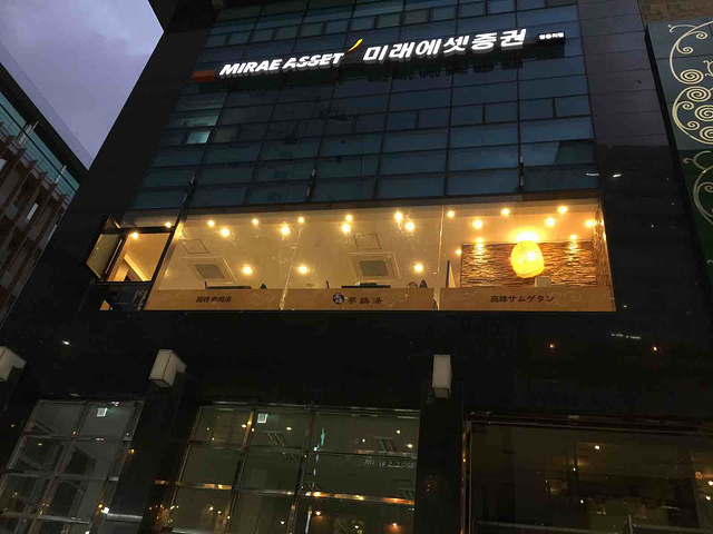 JDB电子试玩网页版:国足球员这小肚子,再看看15年前闯进世界杯的国足身体,羞愧吗(图2) JDB电子试玩网页版